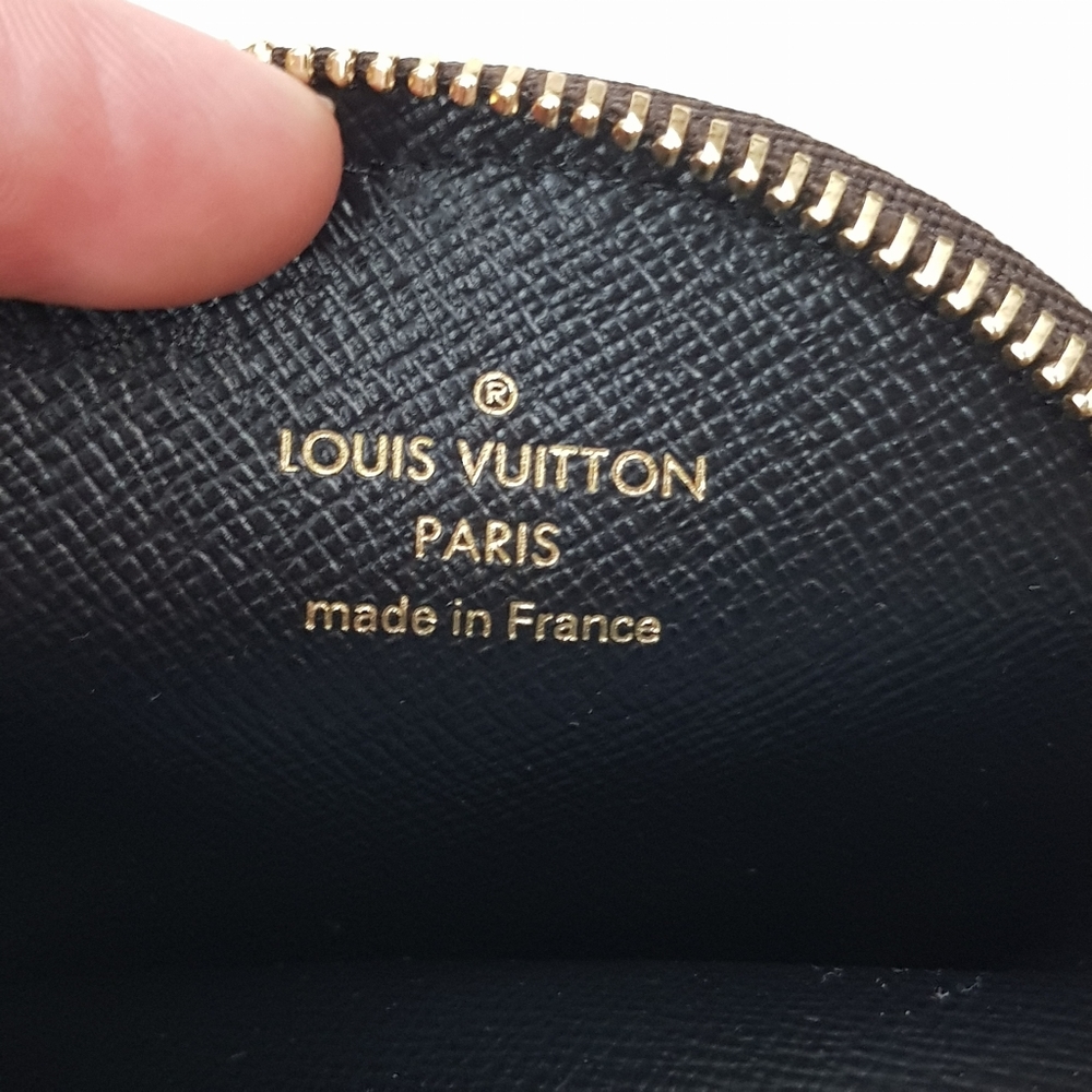 Louis Vuitton Coin Purse from trio pouch - Picture 2 of 6